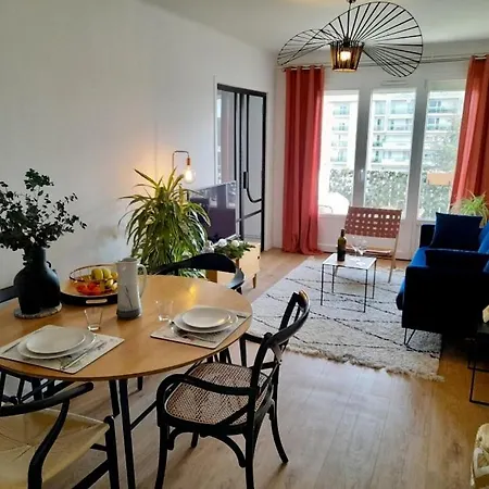 Centre - Balcon Avec Vue - Deco Chaleureuse Annecy